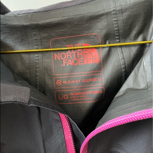 The North Face gore-tex jacket - Picture 6 of 7